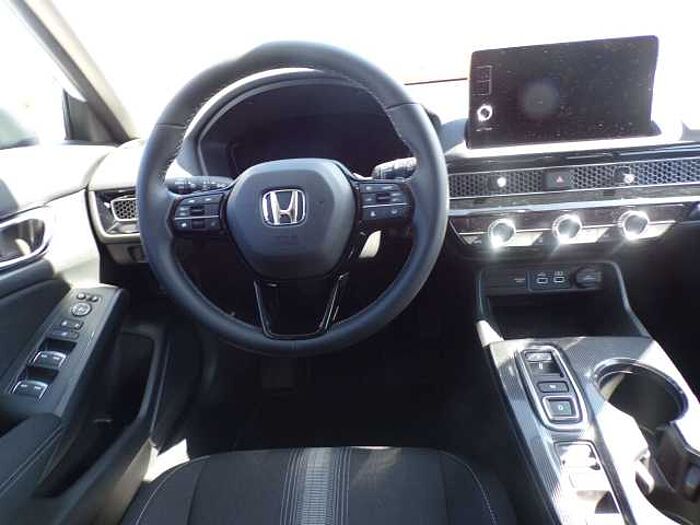 Honda Civic e: HEV Elegance