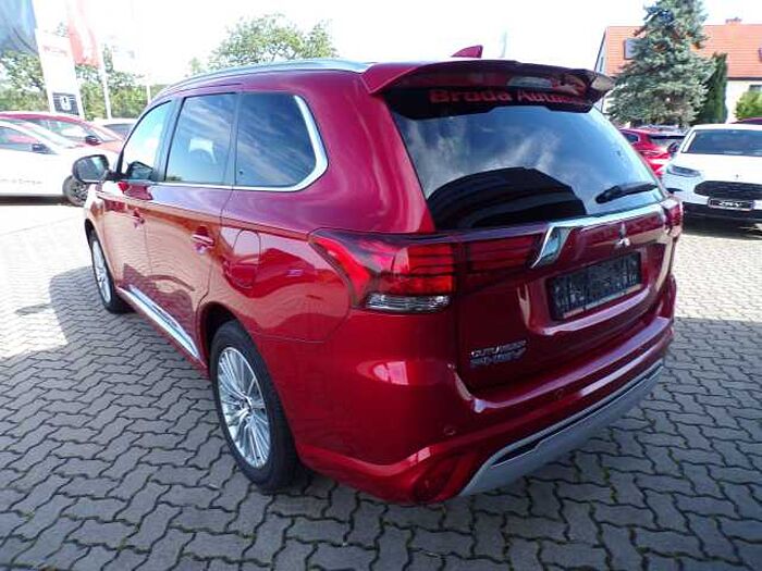 Mitsubishi Outlander PHEV Plus Spirit 4WD
