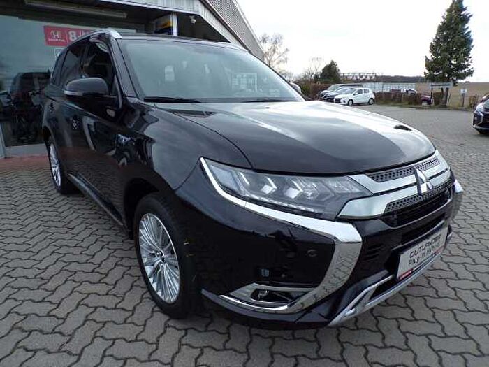 Mitsubishi Outlander PHEV Intro Edition 4WD