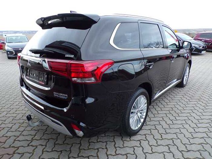 Mitsubishi Outlander PHEV Intro Edition 4WD